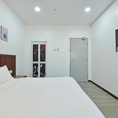 Padi Hotel Алор Сетар Екстериор снимка